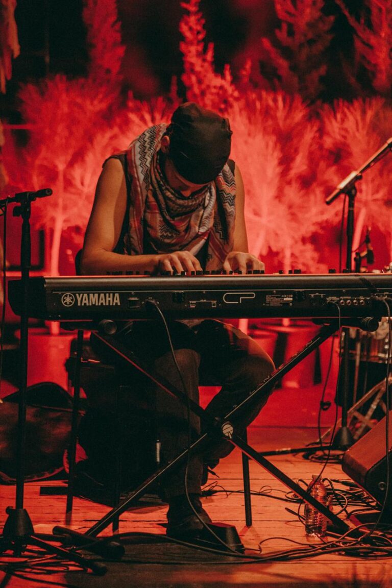 06887aec-7b89-4f73-8f55-1336b3f1375d