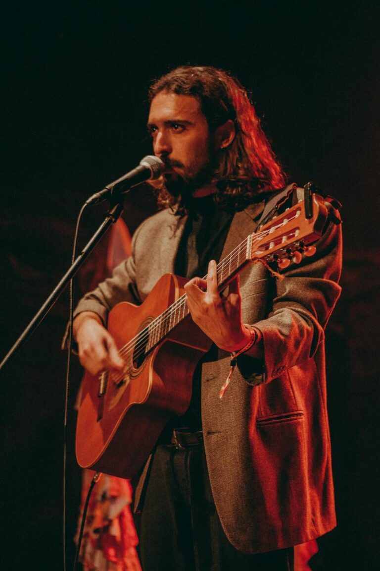 0dc532e7-3c56-4b3a-9328-8a6a82cd6c6d