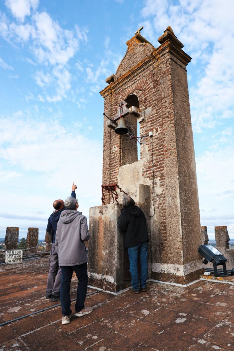 1f0c9807-18ef-4365-a8a5-ebc834f31c43