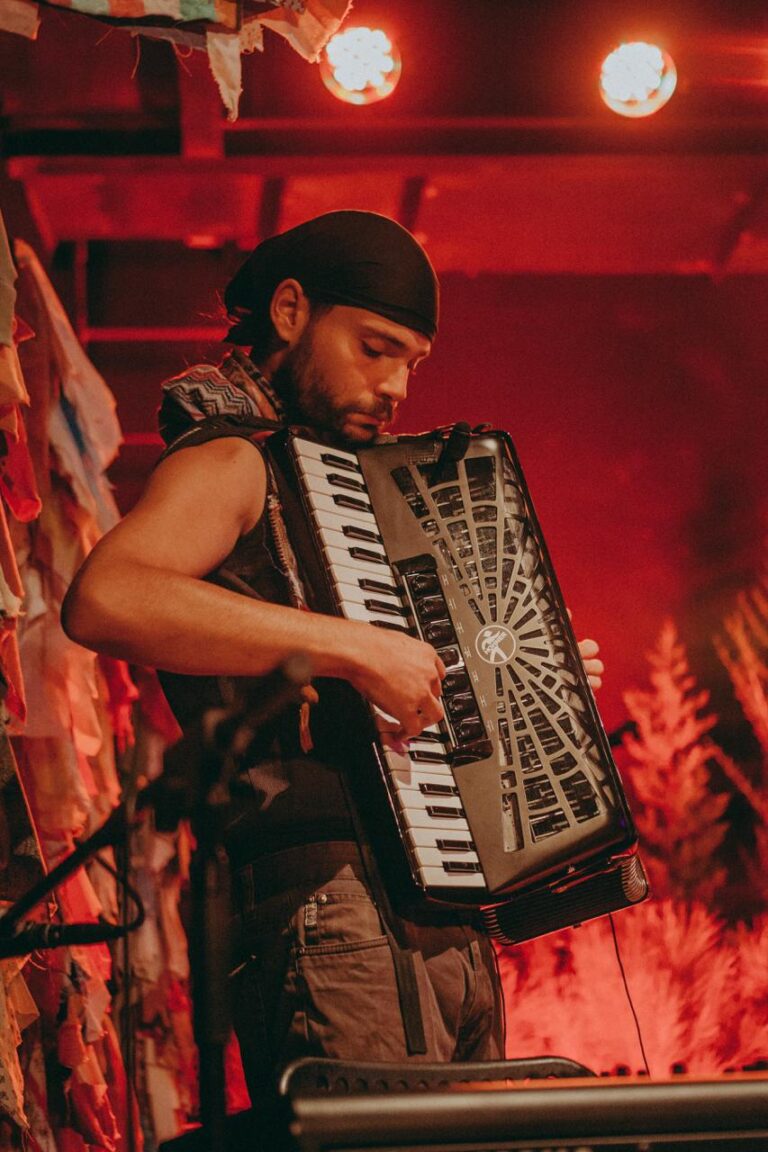 6bb7c89b-2f48-4698-93a7-23db70d5864d