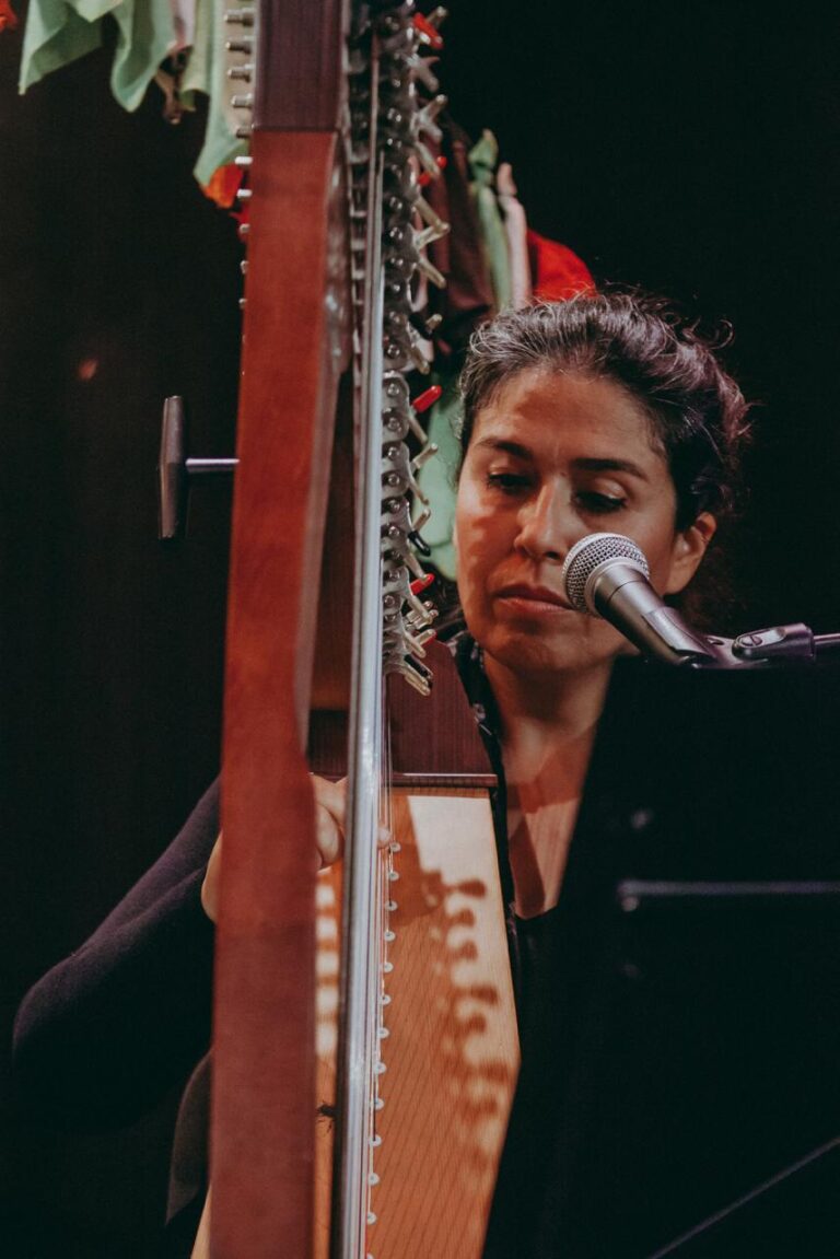 6e3c94a8-5b84-4118-9144-d8acc591d42d