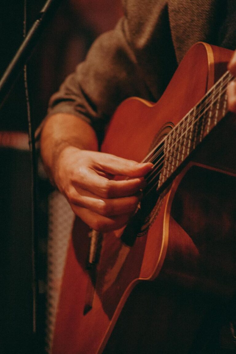 aa320da6-8d83-44a4-85cc-0232269acfc0