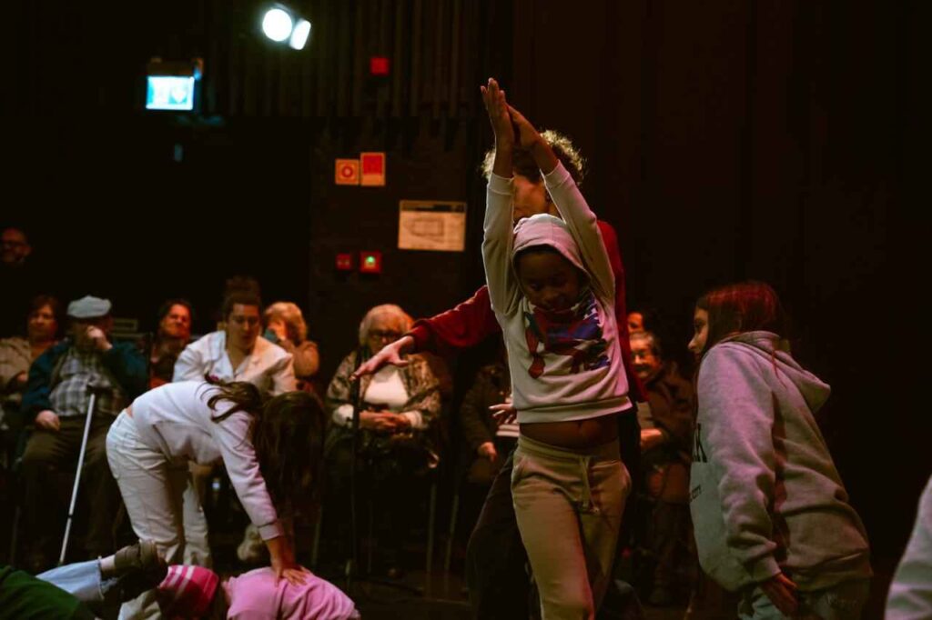 e338ee4d-eb3b-4ba3-91f5-94aa8a07221c_44_11zon