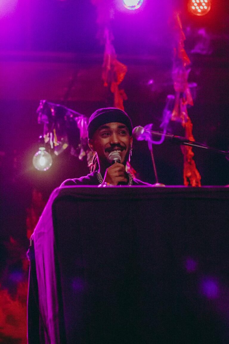 eda0ef95-b6a4-43e3-95ee-7be858524679