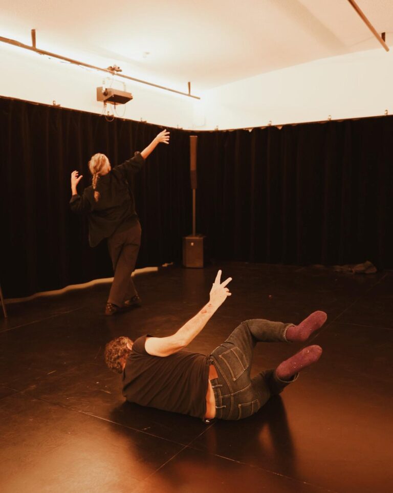 f091976c-9a30-46a4-8a1b-817edb632d9e