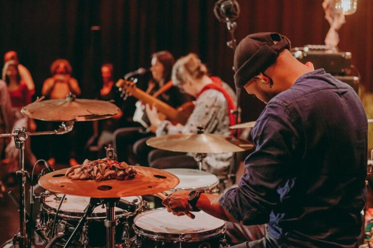 f305ad23-0b9c-4315-b100-553af500fea7