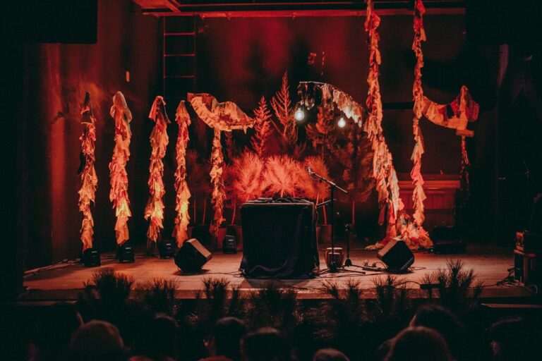 f5053ee2-cfe1-45ff-94d3-a9dc182f318d